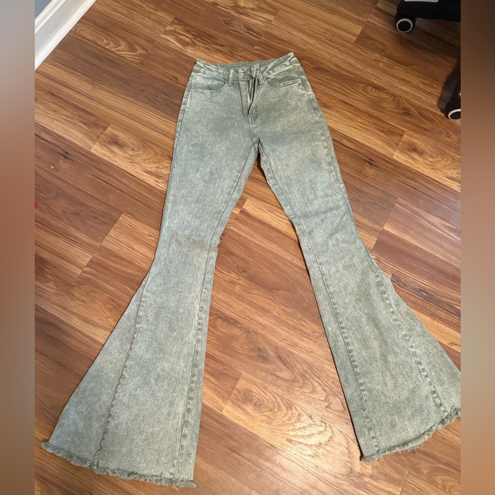 Altar’d state flare jeans